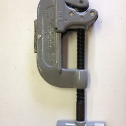 Tube And Pipe Cutter 3/8" To 1" Pipe 5/8" To 2-1/8" Tubing
