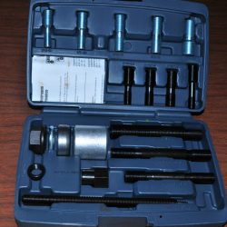 HARMONIC BALANCER INSTALLER KIT WITH 12 ADAPTERS LISLE 53760 USA